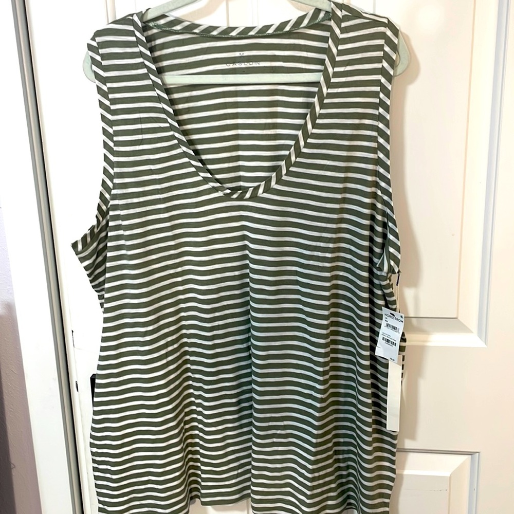 New with tag Caslon shirt for women